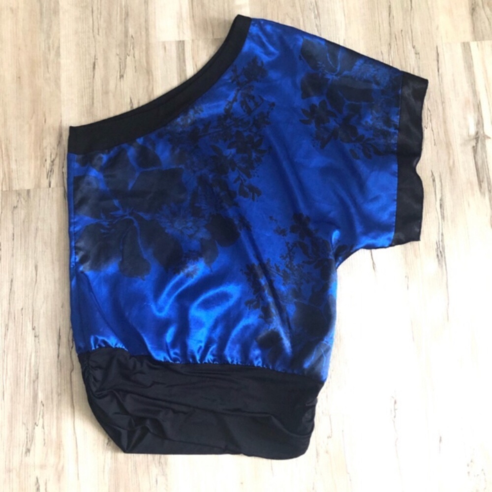Black & Blue Studio Y One Shoulder Dress Top